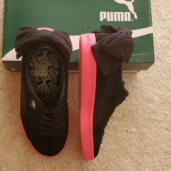 Puma Sneakers - Picture 2 of 3